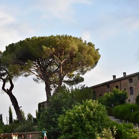 Appartamento Sleeps 4 With Pool *