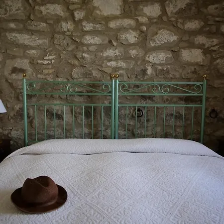 Appartamento Sleeps 4 With Pool *